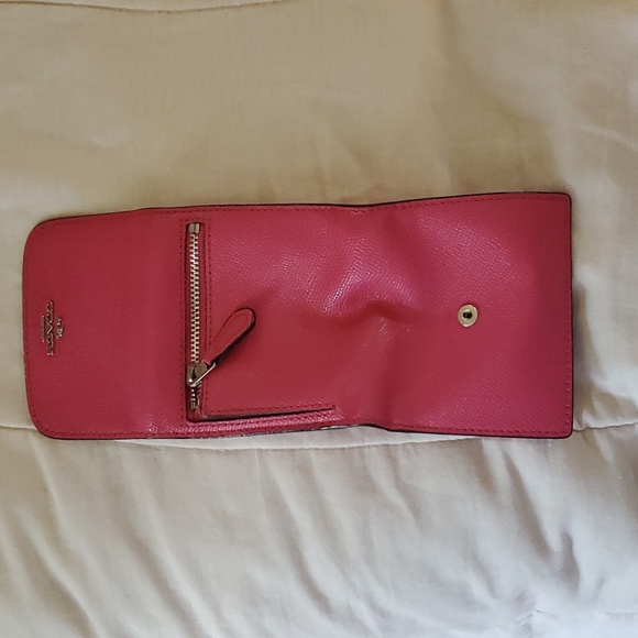 Coach Hot Pink Wallet - Picture 5 of 7